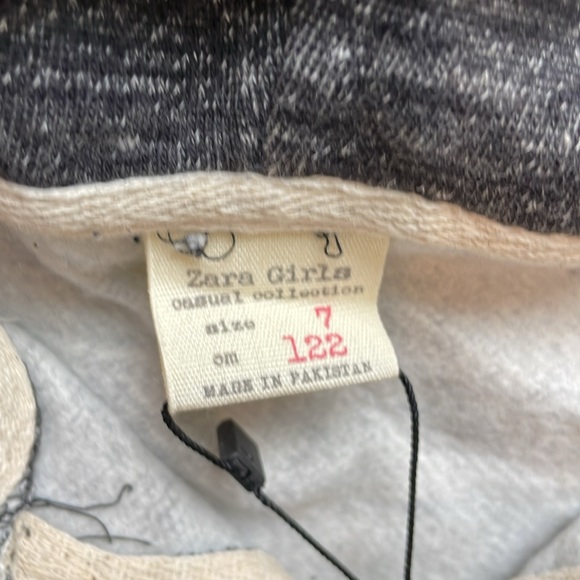 Zara Girls Full Zip Front Sweatshirt - size 7 - Picture 2 of 7